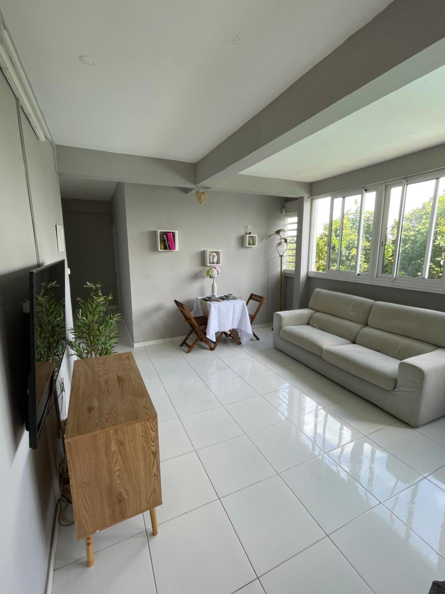 Appartement Lalau Avec Vue Sur La Mer Et Piscine Schoelcher Exteriör bild